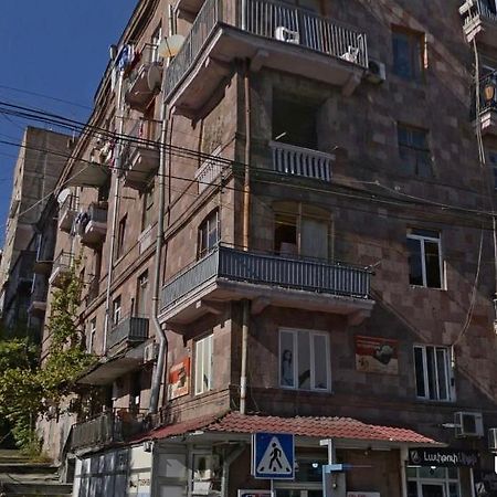 Apartment 20 Saryan Ереван Екстериор снимка